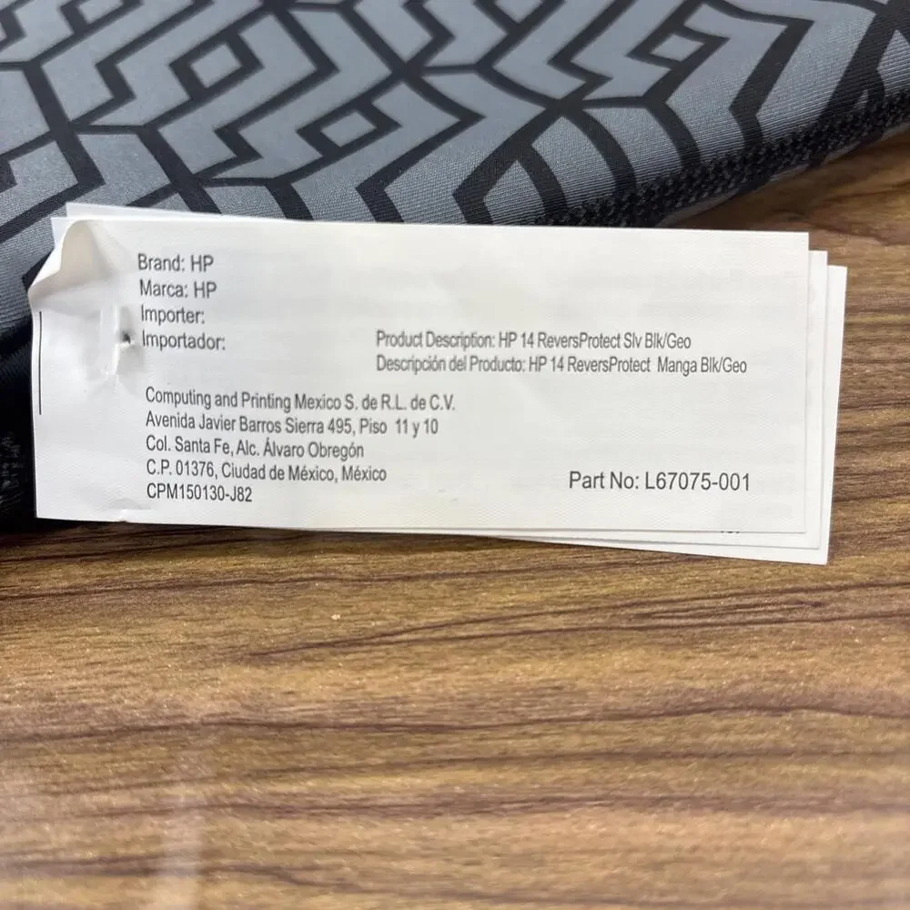 HP L67075-001 14-inch Reversible Gray Geometric/Plain Black Laptop Sleeve Case